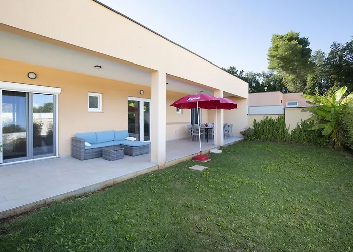 Vakantiehuis Hana And Lana With Shared Pool *