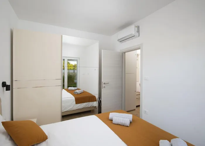 Hana And Lana With Shared Pool