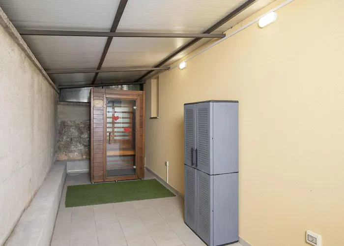 Hana And Lana With Shared Pool * Medulin